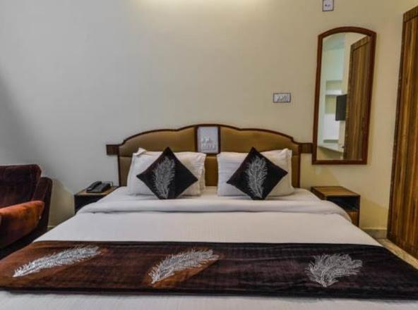 Hotel Vinayakam Udaipur Esterno foto