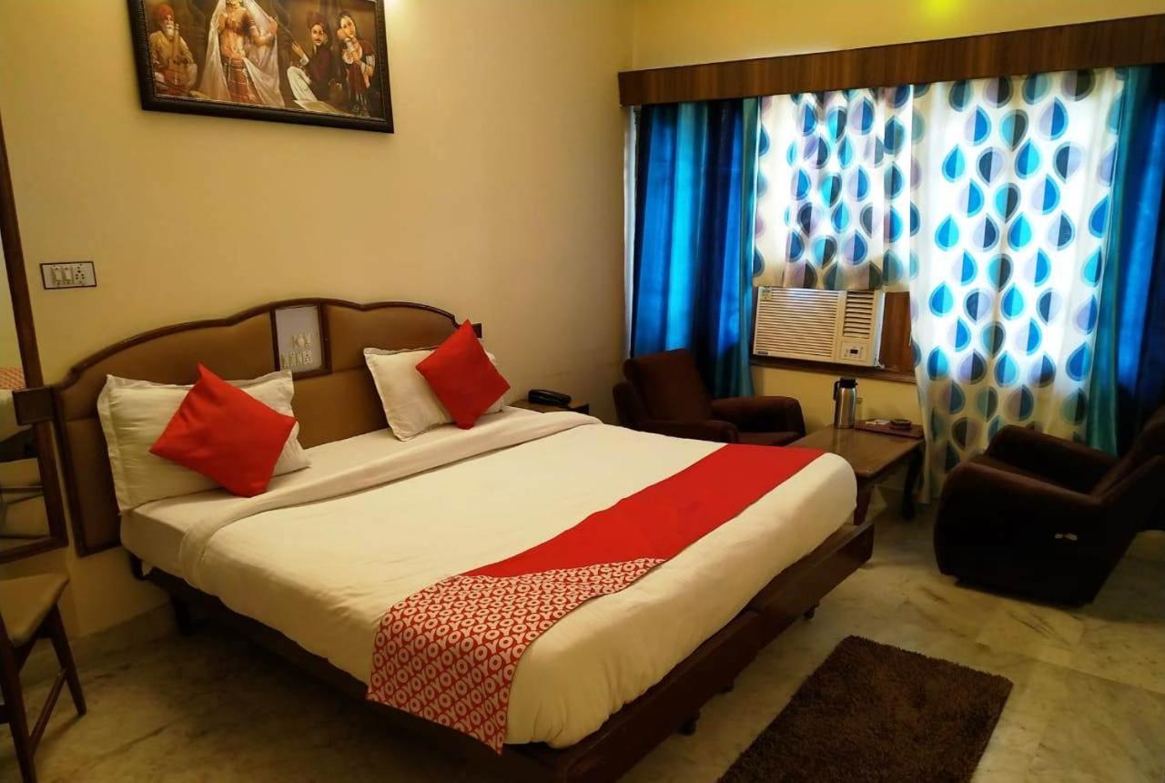 Hotel Vinayakam Udaipur Esterno foto