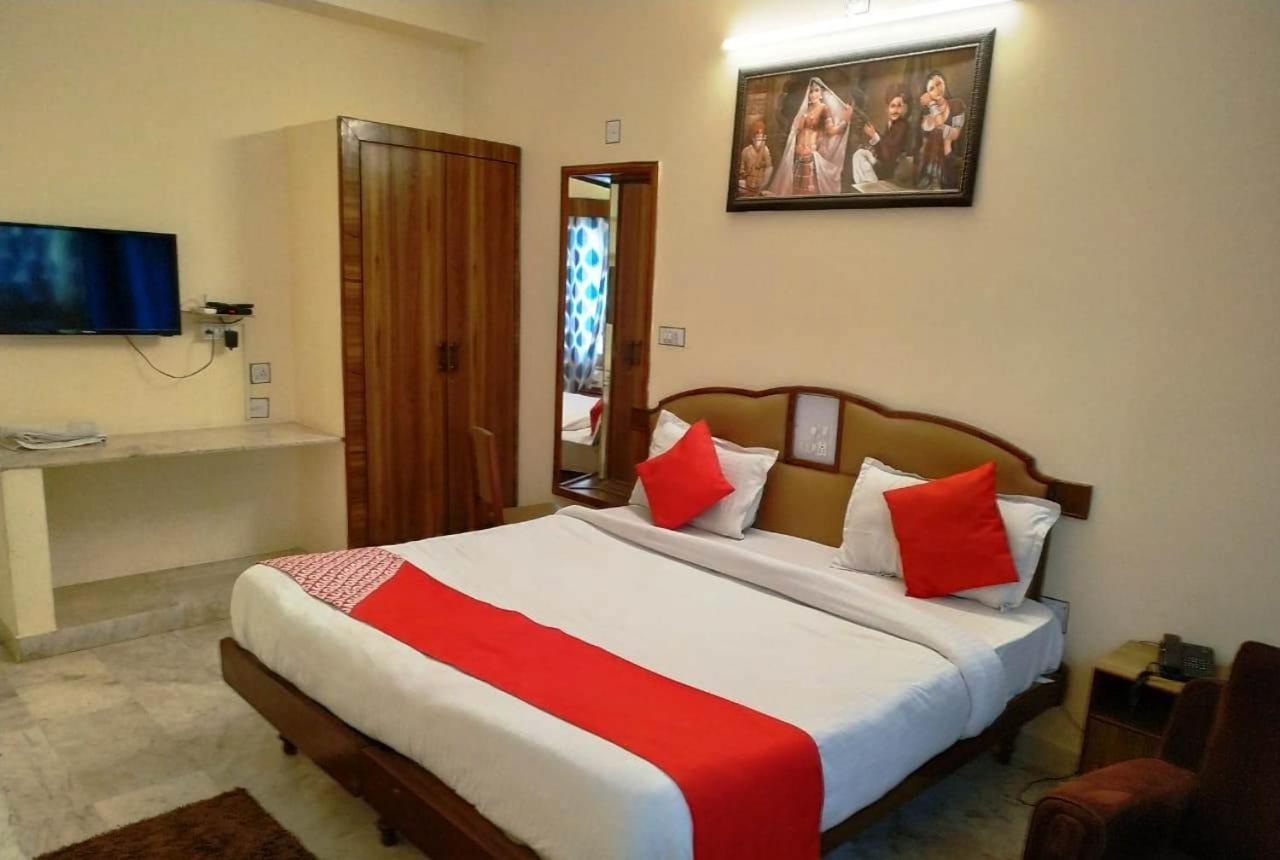 Hotel Vinayakam Udaipur Esterno foto