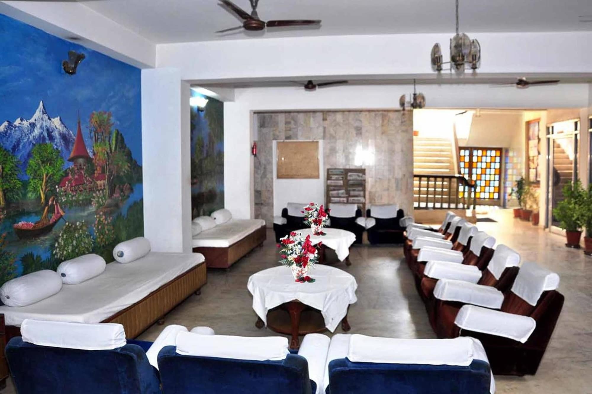 Hotel Vinayakam Udaipur Esterno foto